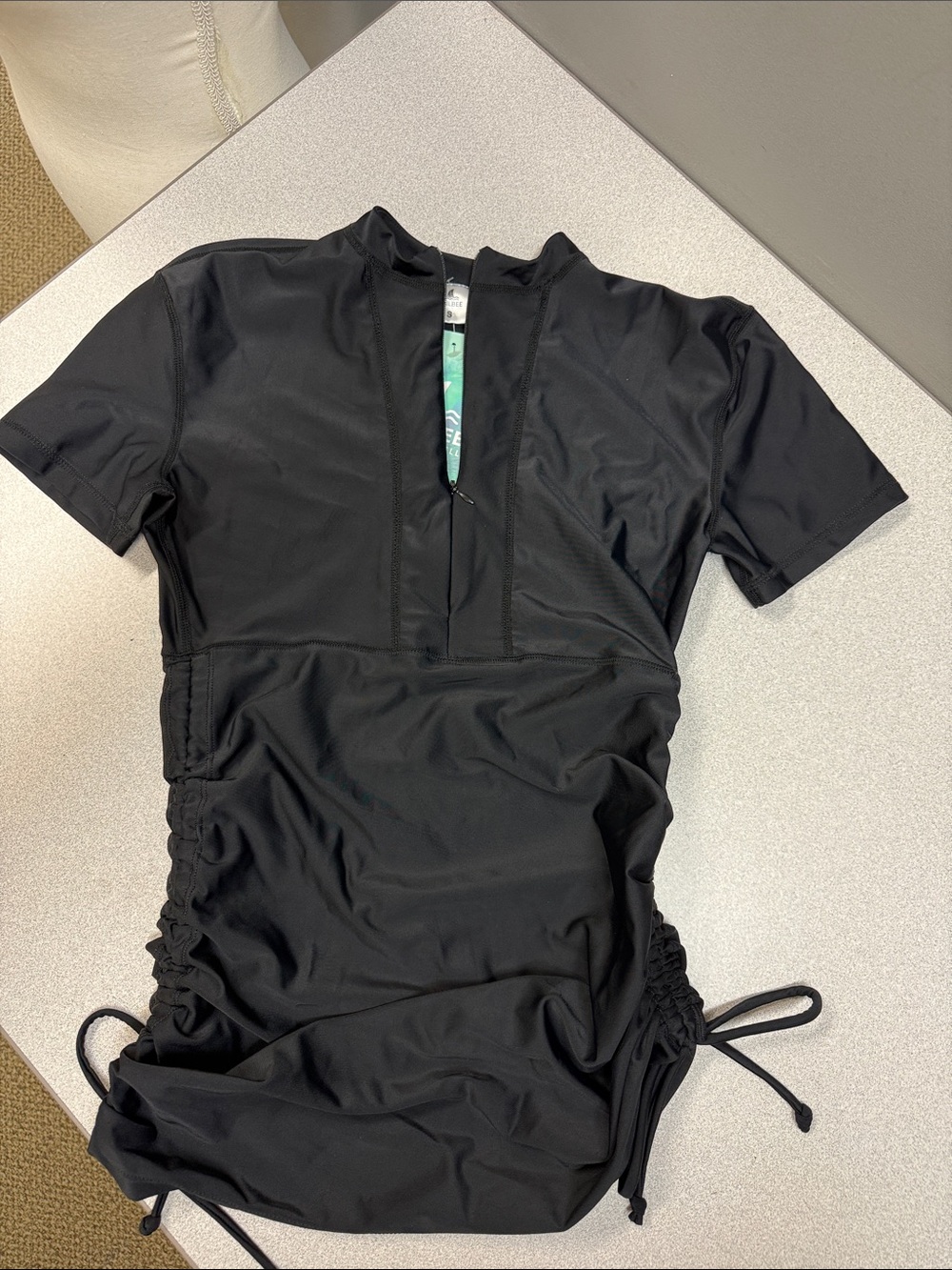 Sailbee Women's Short Sleeve Rash Guard NWT Sz Small